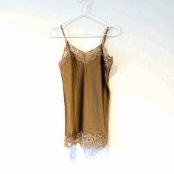 Singlet Iva camel